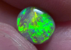 1.15cts Solid Lightning Ridge dark opal, extremely bright fire *see video* - Picture 1 of 9