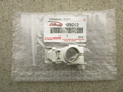 SE ADAPTA A: 06 - 07 CONECTOR TERMINAL BATERÍA POSITIVA LEXUS GS430 OEM NUEVO Foto 1 de 2