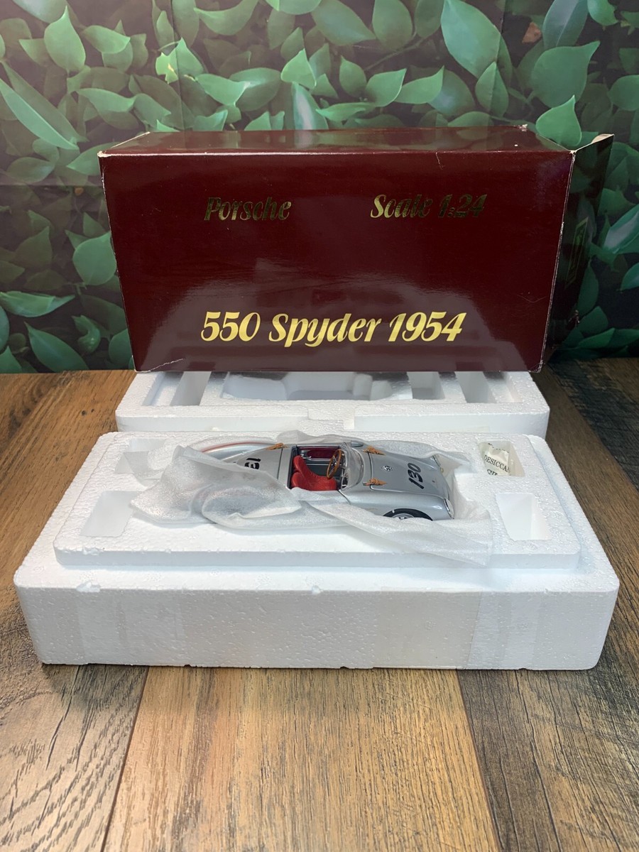 CMC JAMES DEAN 1954 550 SPYDER PORSCHE SCALE 1:24 In Box, NO  
