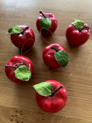 Rote Deko Äpfel - Weihnachten Baumanhänger 6teilig, Durchmesser ca. 5 cm - Bild 1 von 4