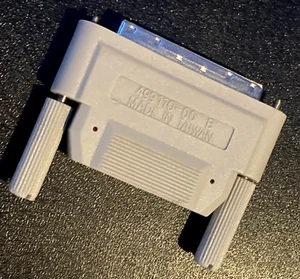 Adaptador externo Adaptec, PN 499110-00 B, SCSI Terminator, U320 LVD/SE - Imagen 1 de 4