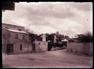 ANTIQUE GLASS NEGATIVE, WALLED PATHWAY OR STREET, HOUSES++, UNKNOWN LOCATION??? - Picture 1 of 1