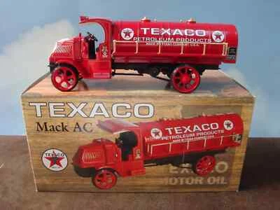 Camión cisterna Texaco 1ª marcha escala 1/34 Mack AC 19-2572 Foto 1 de 4