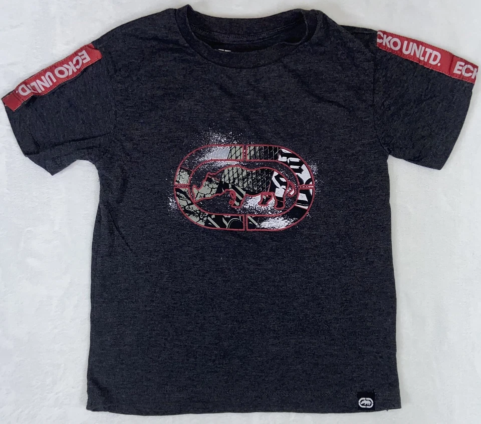 Camiseta Ecko Unitd Boys The Classic manga corta negra gráfico logotipo talla 6 Foto 1 de 4