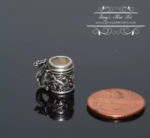 1:12 Puppenhaus Miniatur Drache Stein/Miniatur Tasse Comic H069 - Bild 1 von 2