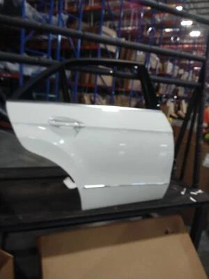 Used Rear Right Door Assembly Rear Side fits: 2012 Mercedes-benz Mercedes e-clas - Изображение 1 из 4