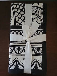 Pottery Barn Marrakesh Printed Cotton Napkins Set of 4 Black Natural Ivory - Picture 1 of 2