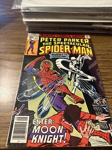 Peter Parker, The Spectacular Spider-Man # 22   Marvel 1978  Moon Knight  (F407)