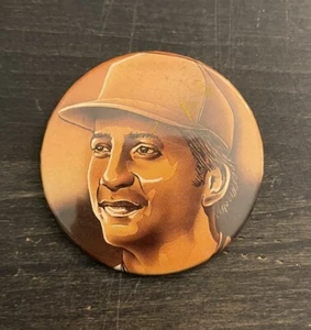 Vintage Unknown Baseball Player Pinback Button - Picture 1 of 2
