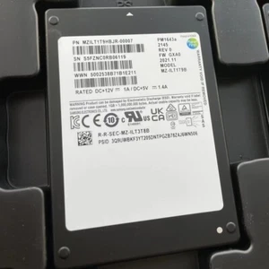 Samsung 1.92TB PM1643a SSD 2.5" SAS MZILT1T9HBJR-00007 MZ-ILT1T9B - Picture 1 of 2