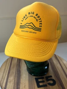 NUEVO SIN ETIQUETAS “I LIKE BIG BUTTES…” GORRA SNAPBACK DORADA RELÉS EN CASCADA. NUNCA USADO. E5 - Imagen 1 de 3