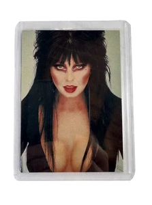 1996 Vintage ELVIRA MISTRESS Of THE DARK Cards Collection Queen B - You Pick - Bild 1 von 313