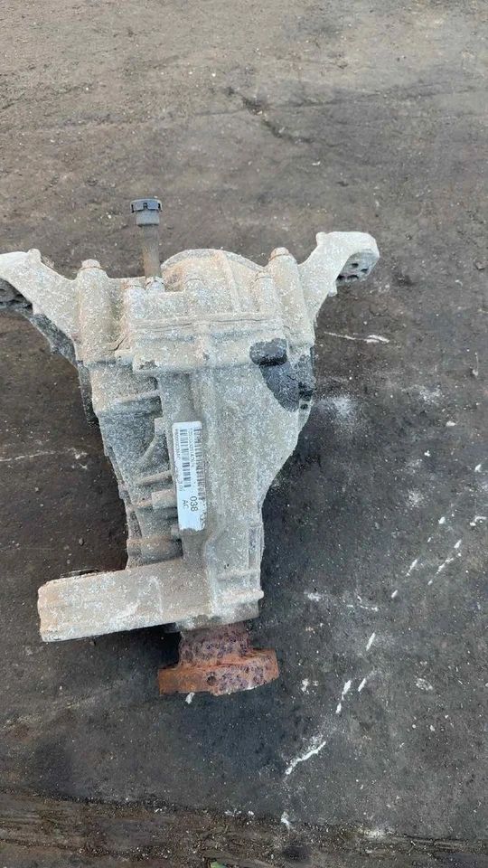 2011-2013 Dodge Durango Rear Axle Differential Carrier 3.6L 3.09 Ratio OEM - Imagem 1 de 4