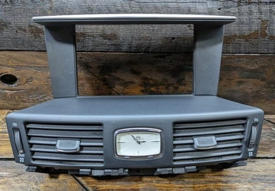 11-17 INFINITI M37/Q70/M56 CENTER DASH DISPLAY SCREEN BAZEL W/CLOCK P10751B34000 - Image 1 of 4