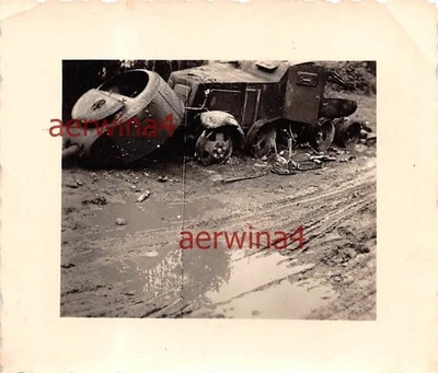 carro blindado ruso disparado BA10 Cholm Rusia frente oriental - Imagen 1 de 2