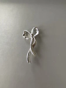 Tiffany & Co. 925 Sterling Silber kleine Schleife Anstecknadel / Brosche - Bild 1 von 8