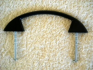 **NOS NINE 135mm LONG BLACK ALUMINIUM CURVED CUPBOARD/DRAWER HANDLES** - Imagen 1 de 4