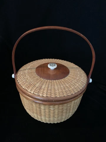 CLASSIC VINTAGE NANTUCKET BASKET SHIP WHEEL HANDLE EXCELLENT CONDITION Cover