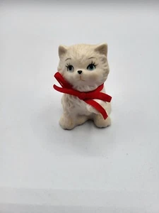 Vtg White Persian Cat Porcelain Figurine ~2.5" Red Ribbon - Picture 1 of 5