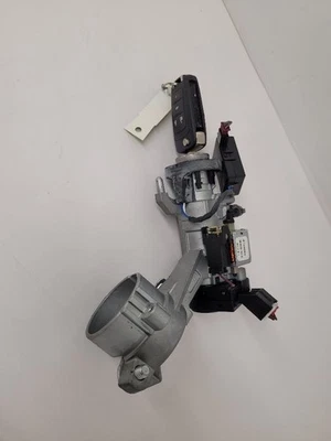 2010-2015 CHEVROLET EQUINOX Ignition Switch W Key 94737994        - Image 1 of 4