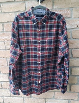Nautica Plaid Button Down Shirt Mens Sz L Classic Fit  L/S Preppy Academic FLAW - Image 1 of 4