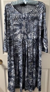 Women’s N Touch Dress NWT Size Medium - Picture 1 of 5