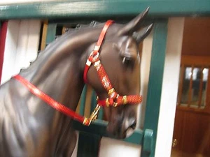 Jaapi Red & Gold metallic halter w/lead-fit Breyer traditional models & Camilla - Picture 1 of 1
