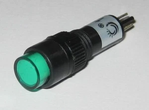 Panel Mount Round Mini LED 8 mm 12 V AC / DC Indicator - Green - Plastic Case - Picture 1 of 7