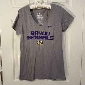 Women's Nike LSU Tigers Slim Fit Gray T-Shirt Size L NWT - Picture 1 of 5