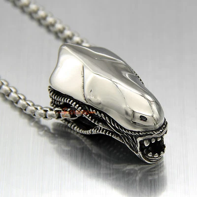 Collar de cadena con colgante de calavera alienígena de acero inoxidable 316L de plata para hombre enorme encanto Foto 1 de 4