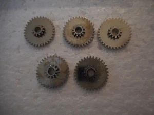 5 new Marklin 20009 cogwheels (Beisatzrad) - Picture 1 of 3