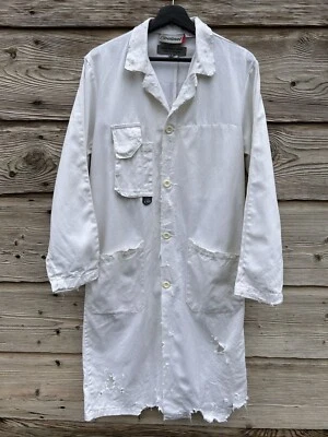 Abrigo de laboratorio Comme Des Garcons Distressed Punk en blanco Foto 1 de 4