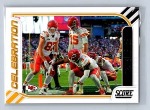 Puntuación Panini 2023 Travis Kelce Celebraciones Oro #1 - Imagen 1 de 2