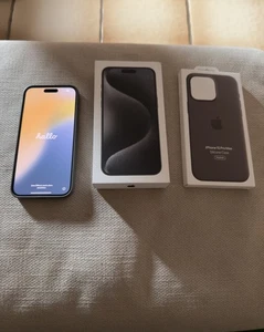 iPhone 15 Pro Max 1TB Titan Schwarz - Bild 1 von 9