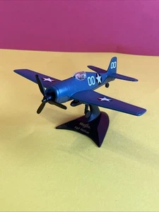 Avión diecast Maisto F6F Hellcat Segunda Guerra Mundial Marina de los Estados Unidos con soporte como nuevo - Imagen 1 de 12