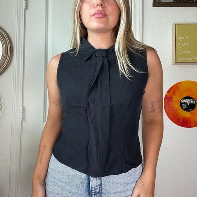 Top vintage años 90 Y2K Jonathon Martin corbata negra cuello seda cierre botón talla S Foto 1 de 4