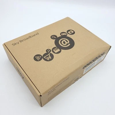 SKY D-LINK ADSL Broadband Wireless Home Office Modem Router DSL-2640S - Image 1 of 4