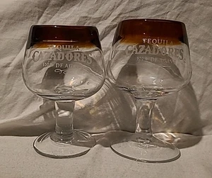 Tequila Cazadores Schnüffler Stil Stiel mundgeblasenes Glas mit Bernsteinrand (2er Set) - Bild 1 von 5