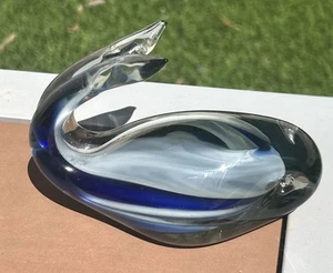Fermacarte stile Murano con custodia in vetro artistico balena blu cobalto trasparente - Foto 1 di 8