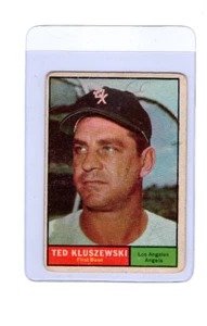 1961 Topps Ted Kluszewski Los Angeles Angels #65 🚀⚾️💥 Original - Picture 1 of 2