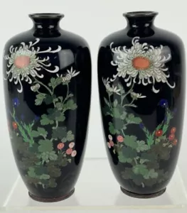 Exquisites Paar antike japanische Cloisonne Meiji Ära Vasen Vase Blumen Floral - Bild 1 von 9