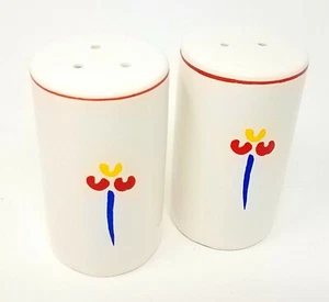 Juego de agitadores de sal y pimienta Riva Designs - patrón de tulipanes - borde rojo - Japón - Imagen 1 de 4