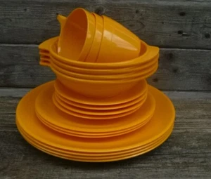 Vintage Ornamin Ware Melmac 18 Pce Picnic Plates Bowls Cups etc *Pumpkin Yellow - Picture 1 of 9