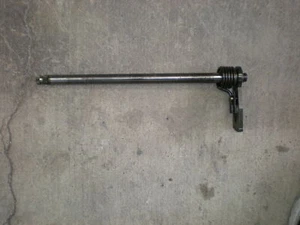 SUZUKI VS800 INTRUDER VS 800 750 96 Shift Shaft - Picture 1 of 1