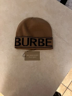 Gorro Burberry Foto 1 de 4