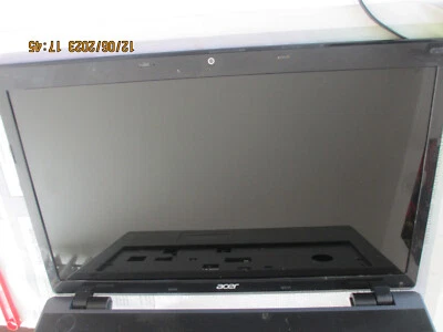 Acer Aspire 7250G ,-17,3" Zoll komplettes Display Gehäuse ,gebraucht...!!! - Bild 1 von 4
