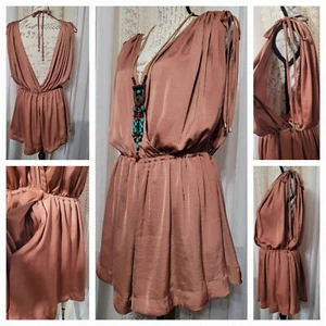 Traje de juego Free People Bea mameluco corteza melocotón para mujer talla mediana satinado sedoso - Imagen 1 de 22