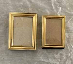 Pair 0f Vintage Polished Solid Brass 3x4.5" and 3.5x5" Photo Frames - Nice!! - Picture 1 of 2