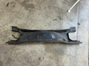 For BMW E90 Housing, microfilter, bottom part 6924277 325i 328i 330i E92 E93 - Picture 1 of 2