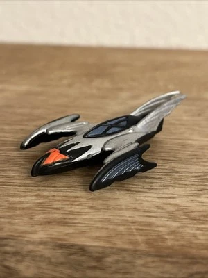 Micro Verse DC Batman Bat Plane Micro Machines 1997 Plastic Hasbro Toy - Image 1 of 4